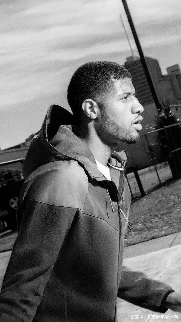 李璇：邵佳一内心坚定，对带国足可能承受的压力，应该有预期（李璇：邵佳一定力十足，对执教国足的压力已有心理准备）