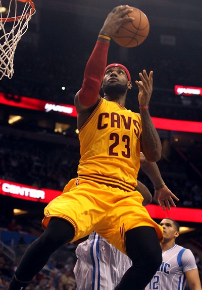 近4届欧预赛+世预赛射手榜：凯恩40球第1，C罗32球第2（近四届欧预赛与世预赛射手榜：凯恩40球居首，C罗32球次席）