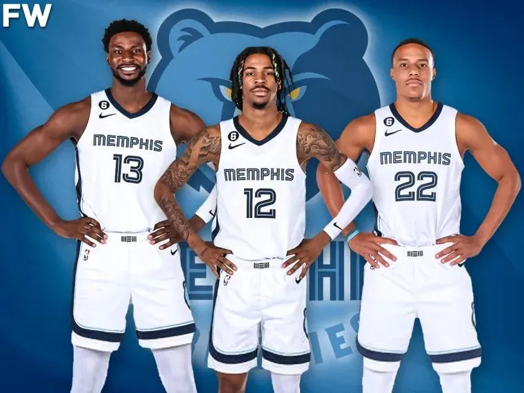 冲超福将，和晓强三年内先后帮助西海岸、英博、铜梁龙冲超（三年连助西海岸、英博、铜梁龙升超，和晓强堪称冲超福将）