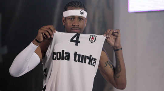 2025-26橄榄球挑战杯R1酋长战胜猎豹（橄榄球挑战杯2025-26赛季首轮：酋长击败猎豹）