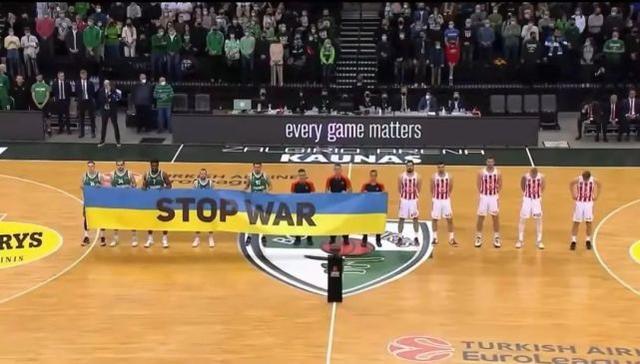 他是真正的绝代双骄继承人（他才是名副其实的绝代双骄传人）